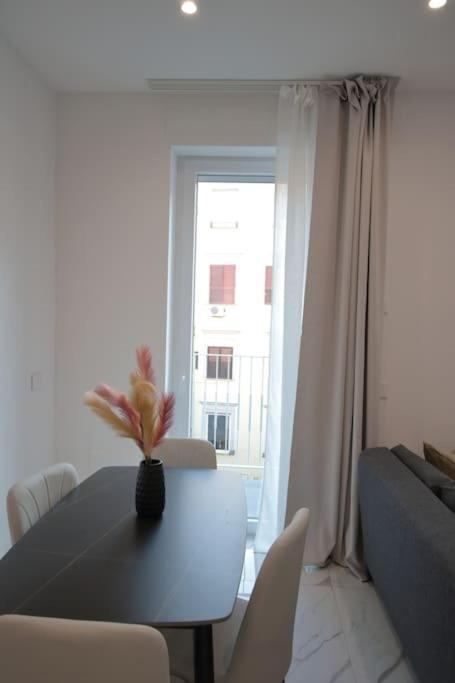 Chiaia Arcoleo House - Sofia Apartment Naples Exterior photo